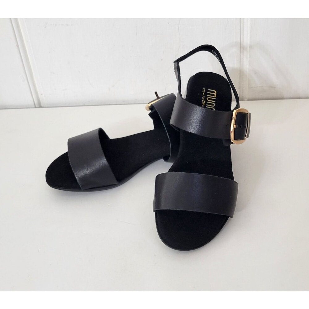 Munro Perfect Fit Cleo Black Leather Sandals Size 6 1/2 WW Like New - Picture 2 of 8